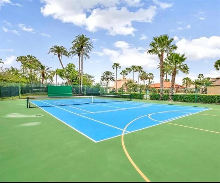 Exterior, Tennis Courts