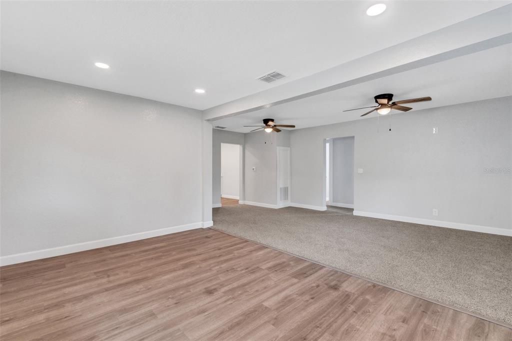 Empty room, Interior, Recessed Lighting, Wood Texture Flooring