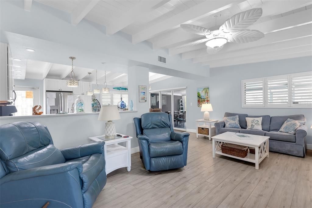 Interior, Living room, Pendant Lights, Wood Texture Flooring
