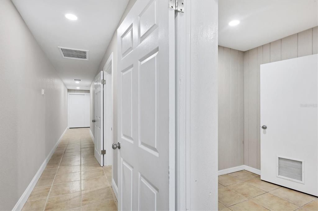 Interior, Recessed Lighting