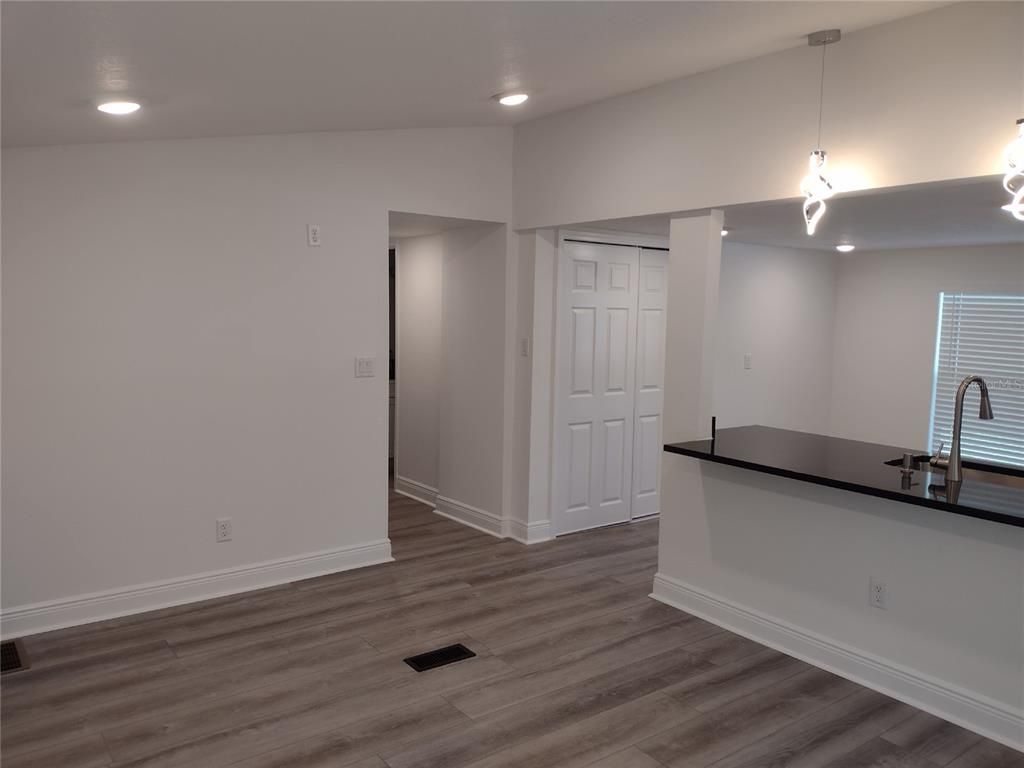 Interior, Pendant Lights, Recessed Lighting, Wood Texture Flooring