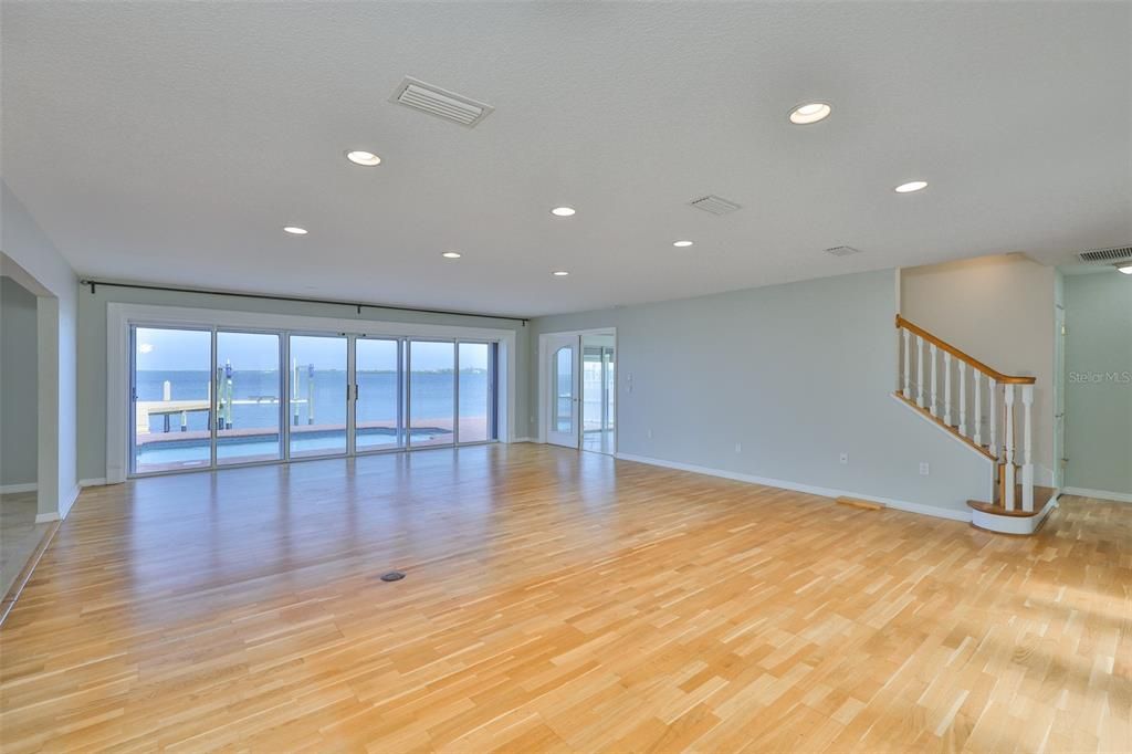 Empty room, Interior, Recessed Lighting, Water, Wood Texture Flooring