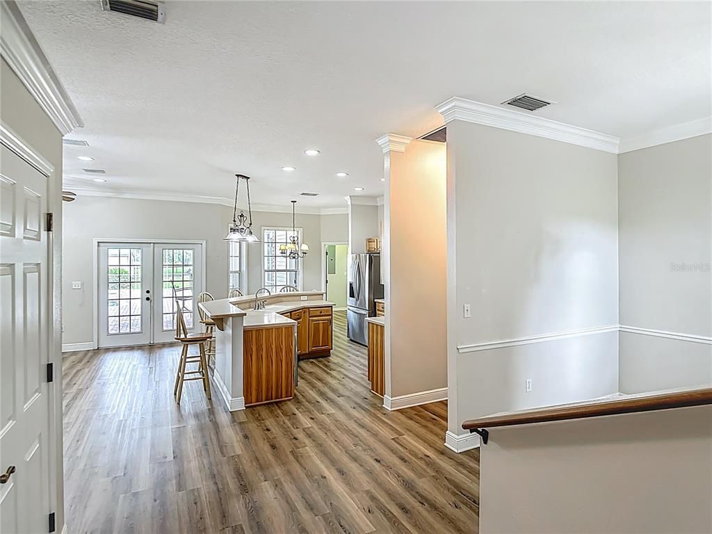 Dining room, Interior, Kitchen, Pendant Lights, Recessed Lighting, Wood Texture Flooring
