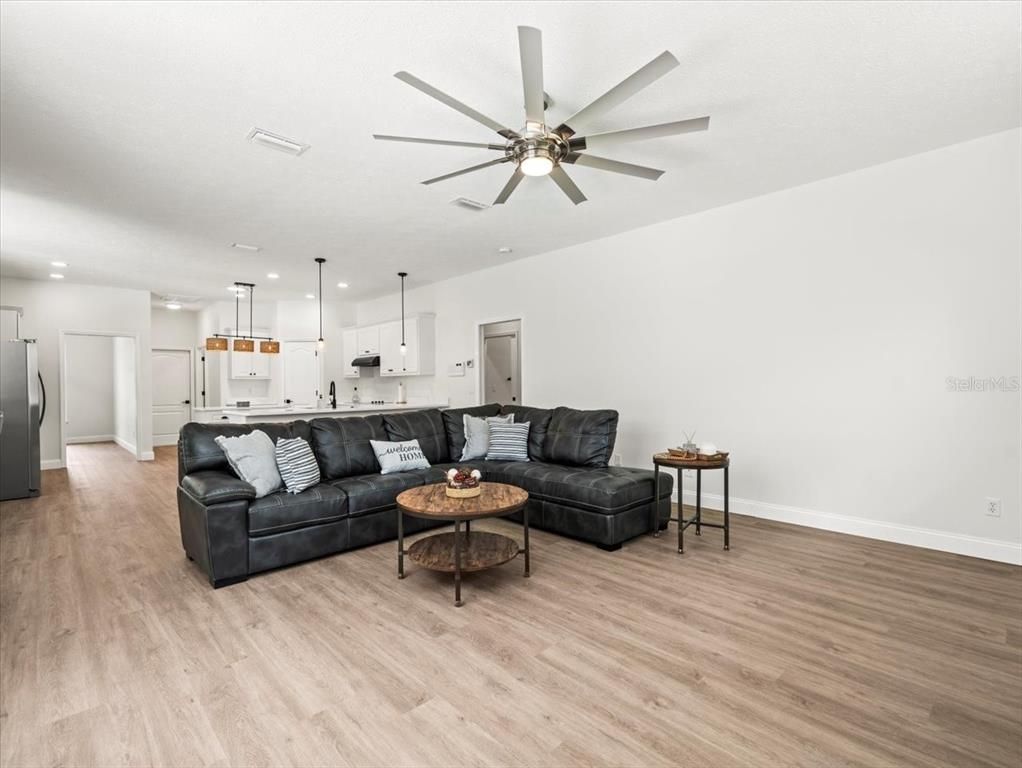 Interior, Kitchen, Living room, Pendant Lights, Recessed Lighting, Wood Texture Flooring