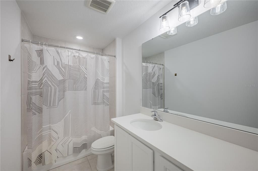 Bathroom, Interior, Recessed Lighting