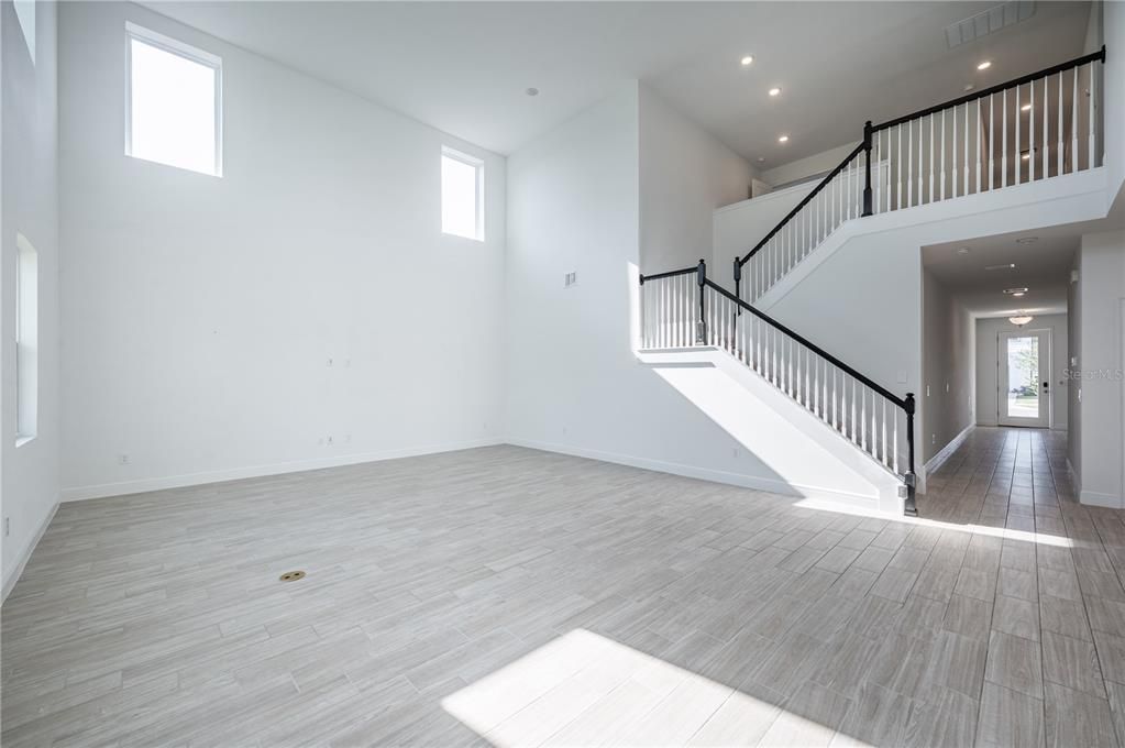 Interior, Recessed Lighting, Wood Texture Flooring
