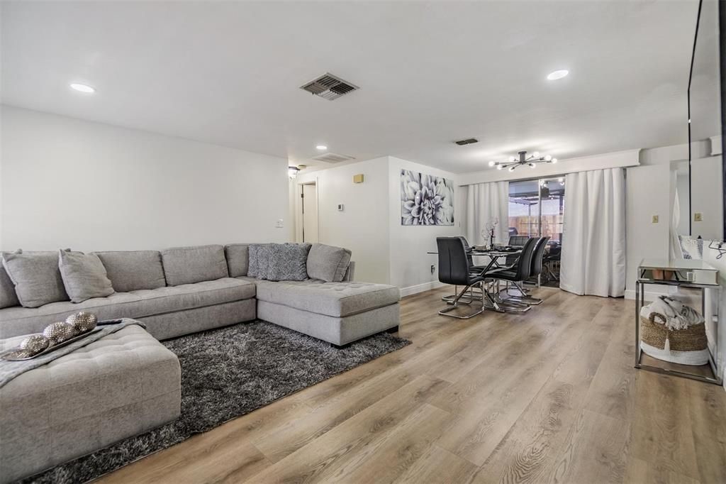 Dining room, Interior, Living room, Recessed Lighting, Wood Texture Flooring