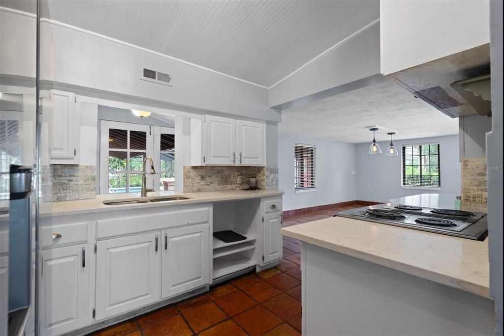 Interior, Kitchen, Pendant Lights