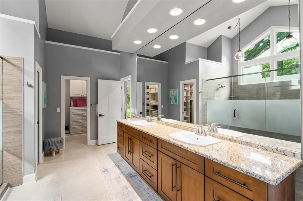 Bathroom, Dual Sink Vanities, Interior, Pendant Lights, Recessed Lighting