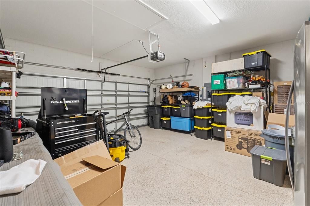 Garage, Interior