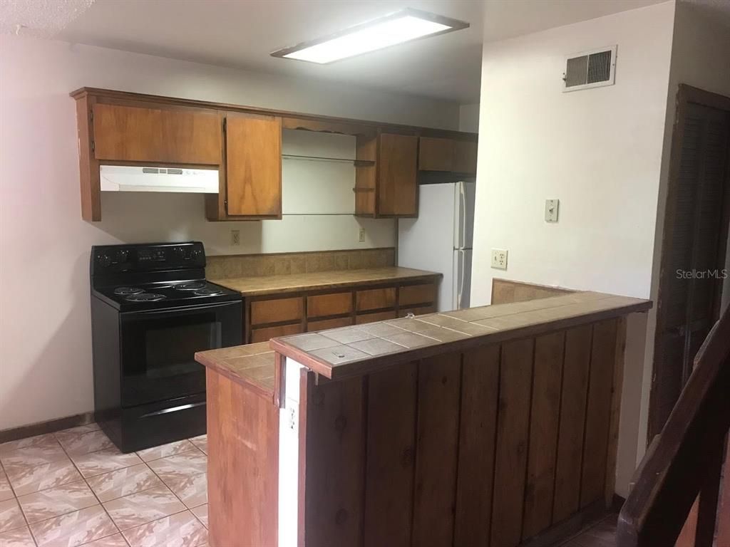 Interior, Kitchen, Tile Countertops