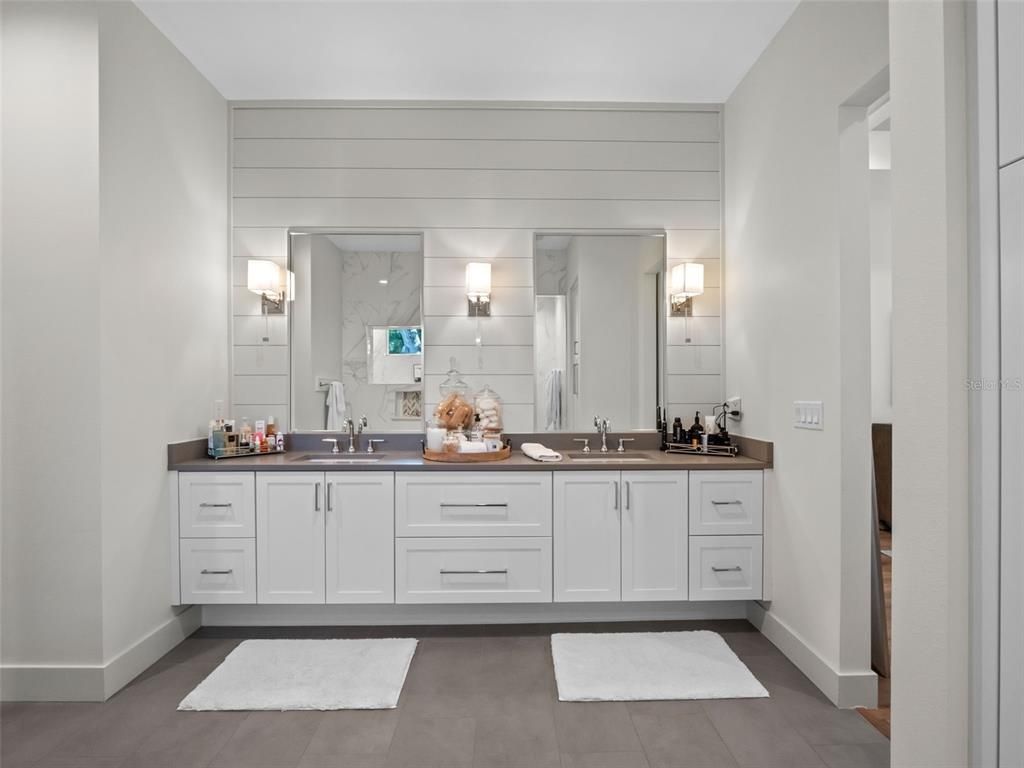 Bathroom, Dual Sink Vanities, Interior, Marble Walls