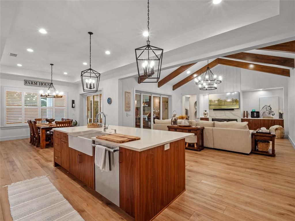 Chandelier, Dining room, Interior, Kitchen, Living room, Pendant Lights, Recessed Lighting, Wooden Beams, Wooden Ceilings, Wood Texture Flooring