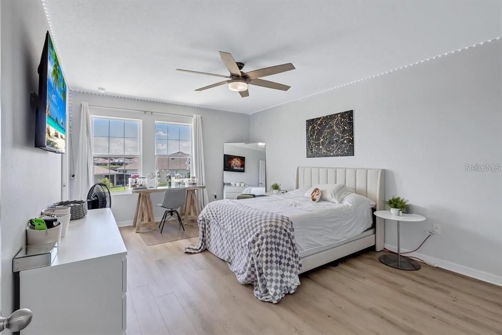 Bedroom, Home Office, Interior, Wood Texture Flooring