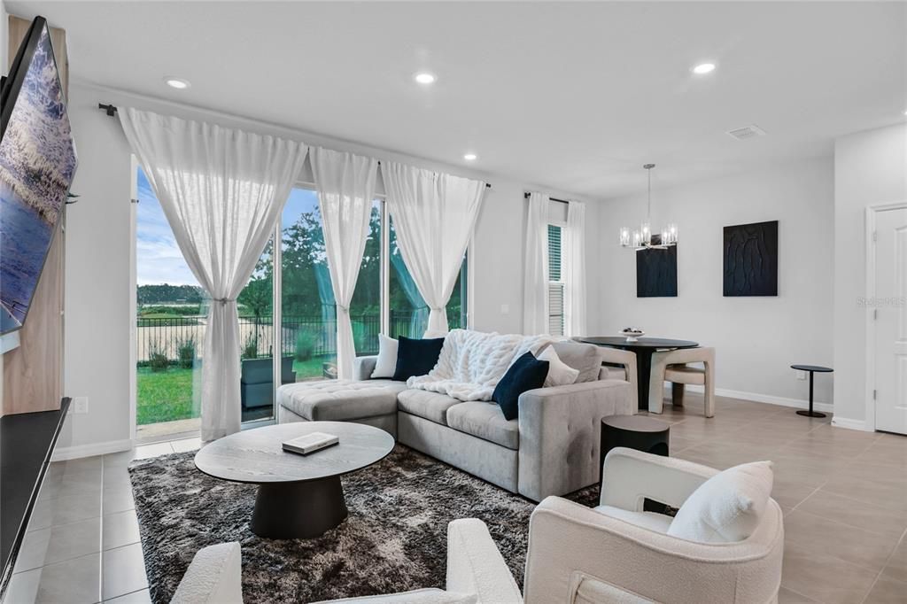 Dining room, Interior, Living room, Pendant Lights, Recessed Lighting