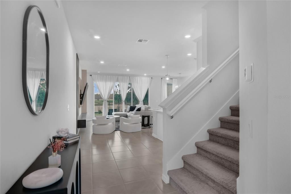Interior, Living room, Pendant Lights, Recessed Lighting