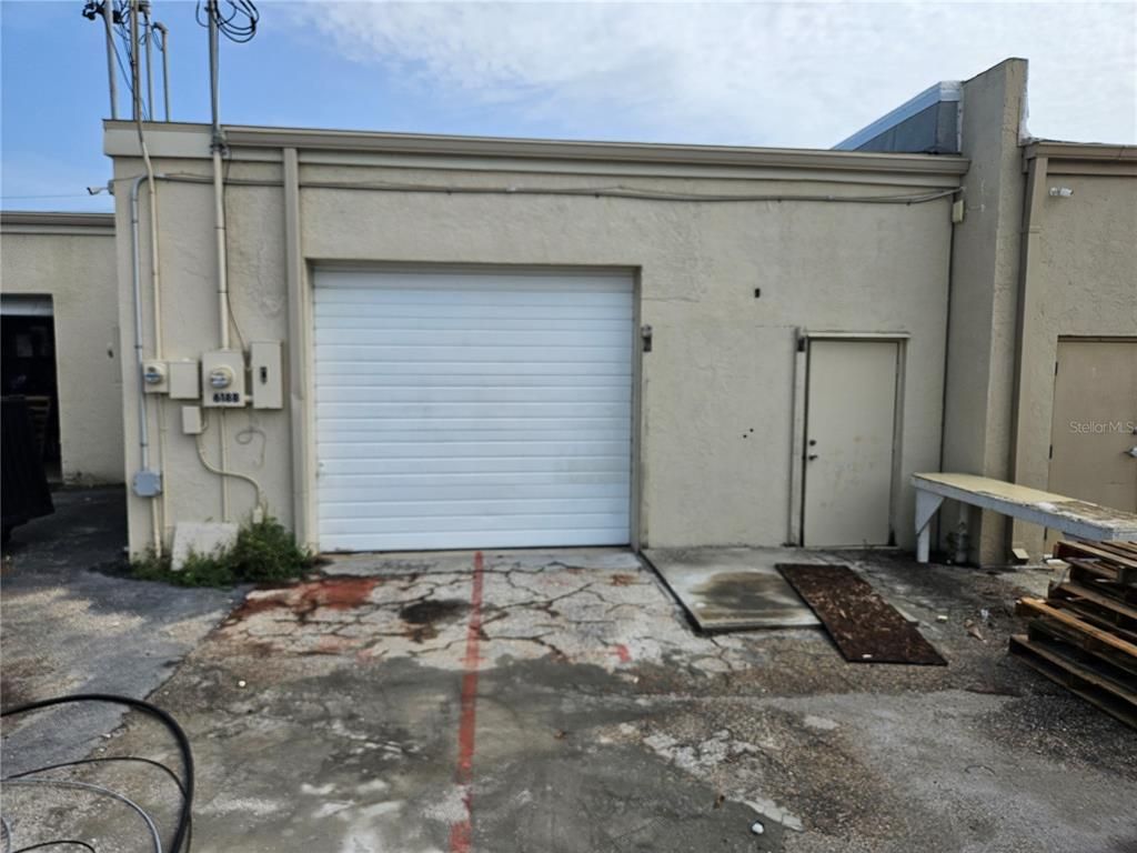 Detached Garage, Exterior