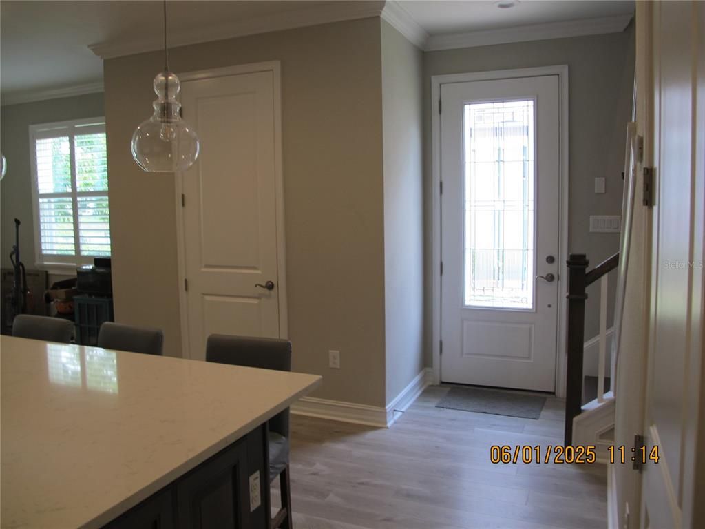 Interior, Pendant Lights, Wood Texture Flooring