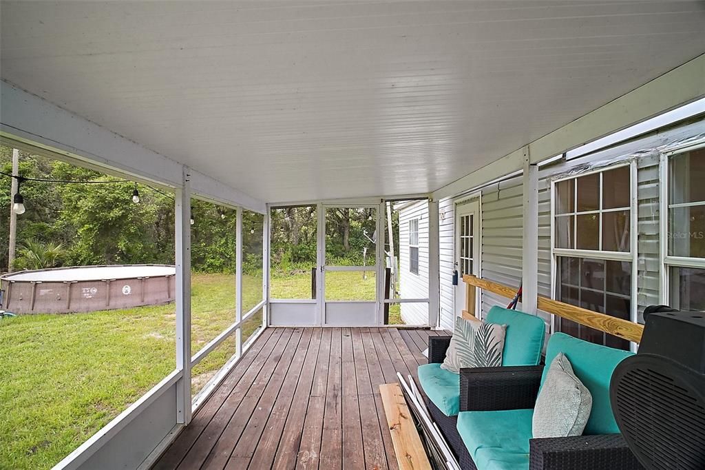 Interior, Sun Room, Wood Texture Flooring