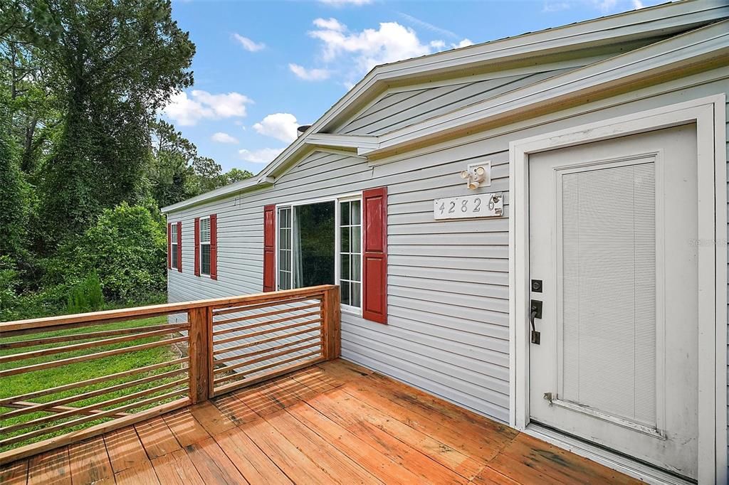 Exterior, Wood Texture Flooring