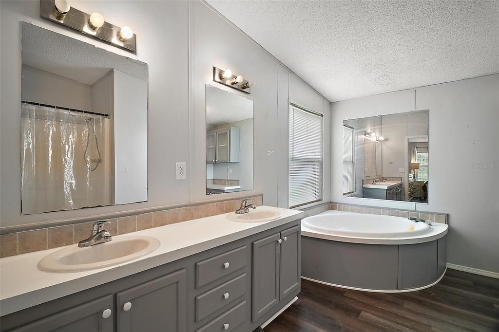 Bathroom, Dual Sink Vanities, Interior, Wood Texture Flooring