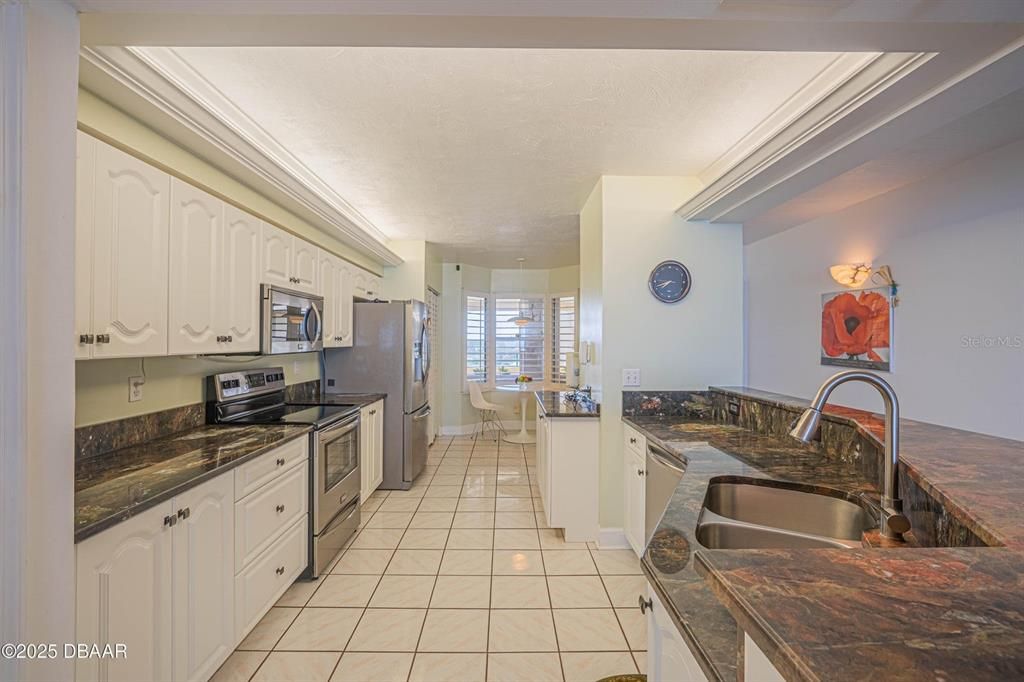 Dining room, Interior, Kitchen