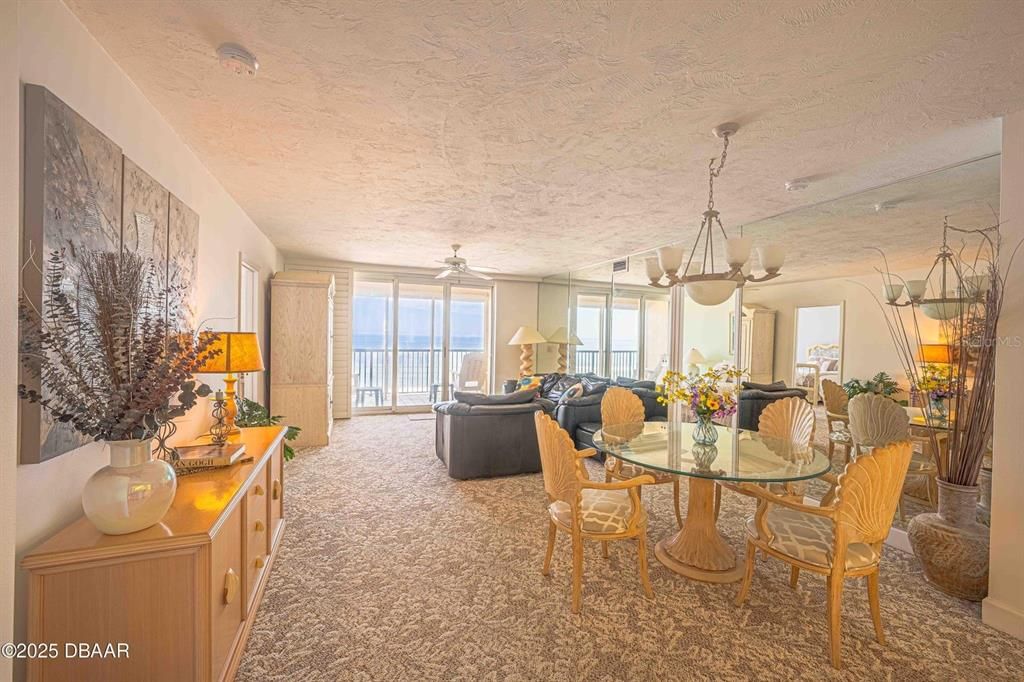 Chandelier, Dining room, Interior, Living room