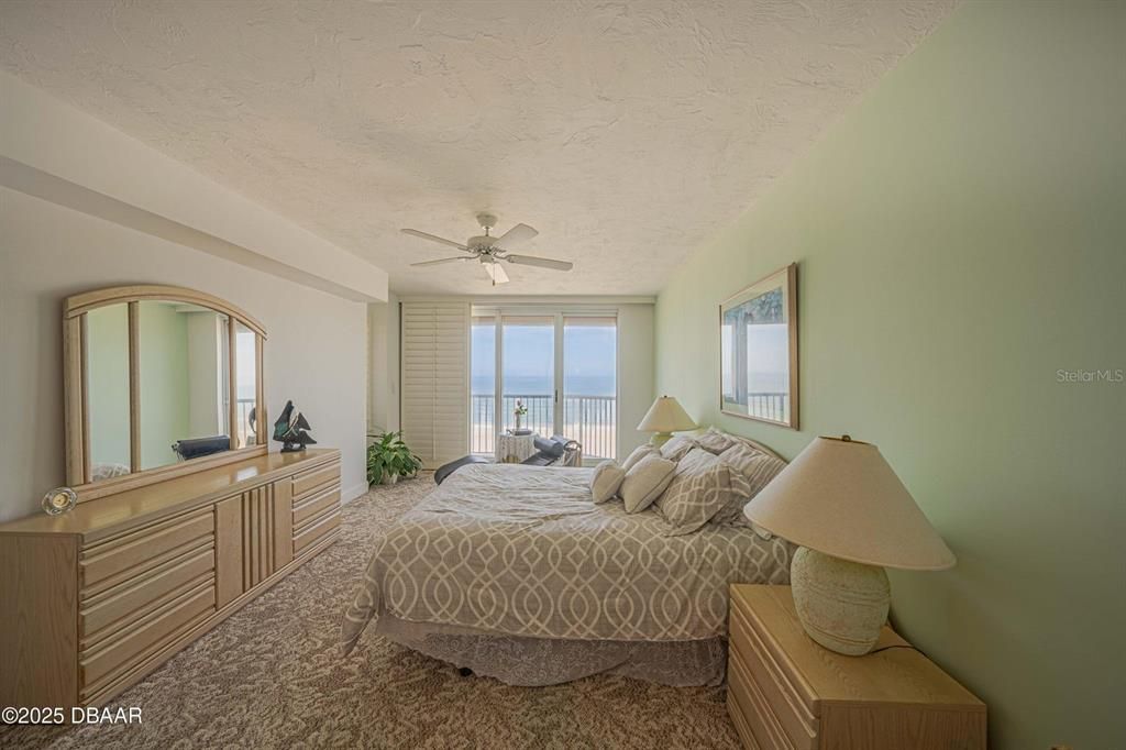 Bedroom, Interior, Water