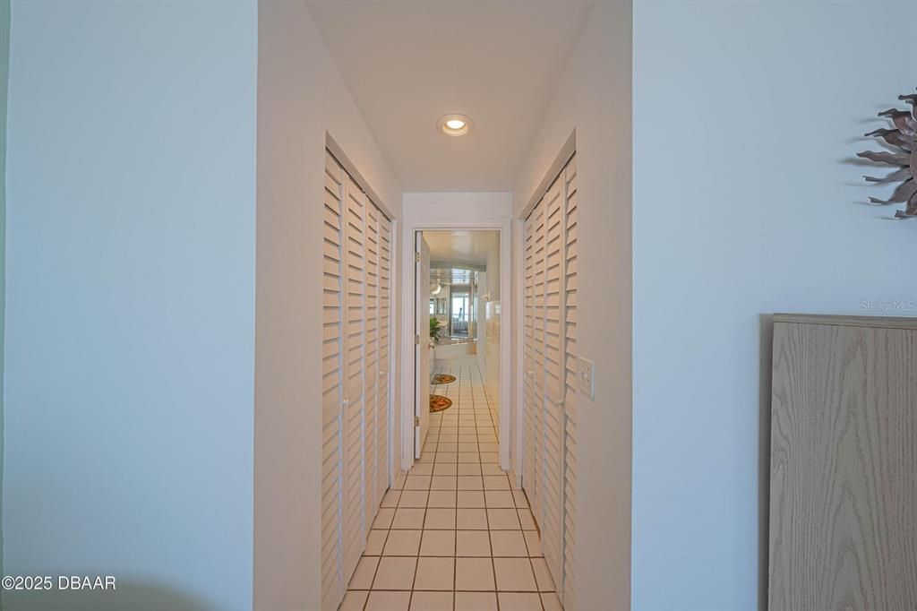 Interior, Recessed Lighting