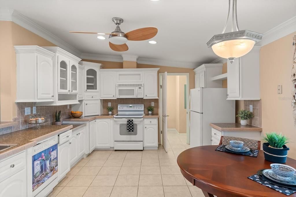 Interior, Kitchen, Pendant Lights, Recessed Lighting