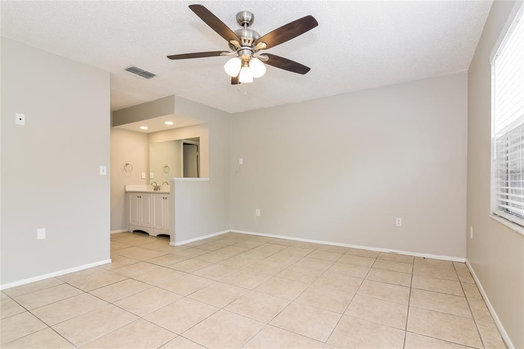 Bathroom, Empty room, Interior, Recessed Lighting