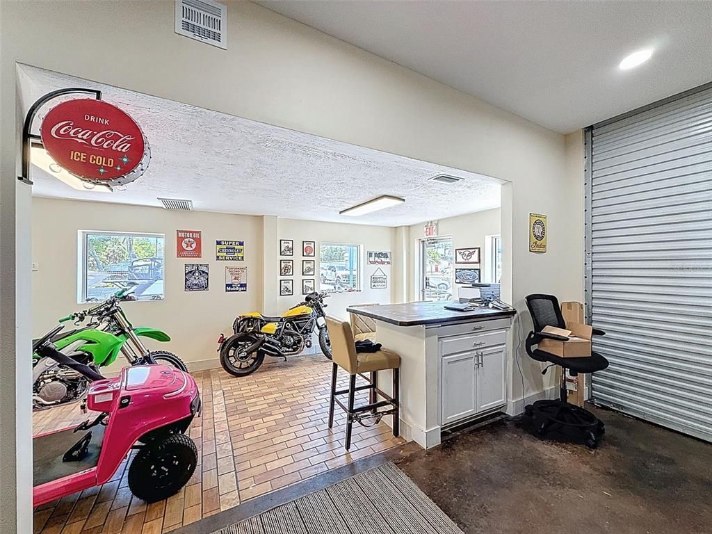 Interior, Recessed Lighting
