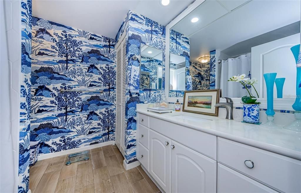 Bathroom, Interior, Recessed Lighting, Wood Texture Flooring