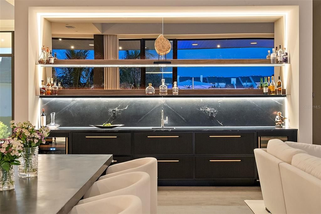 Interior, Pendant Lights, Wood Texture Flooring