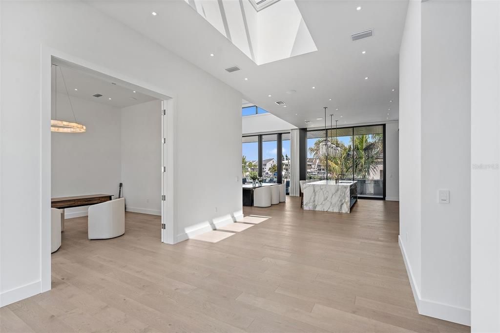 Interior, Pendant Lights, Recessed Lighting, Wood Texture Flooring