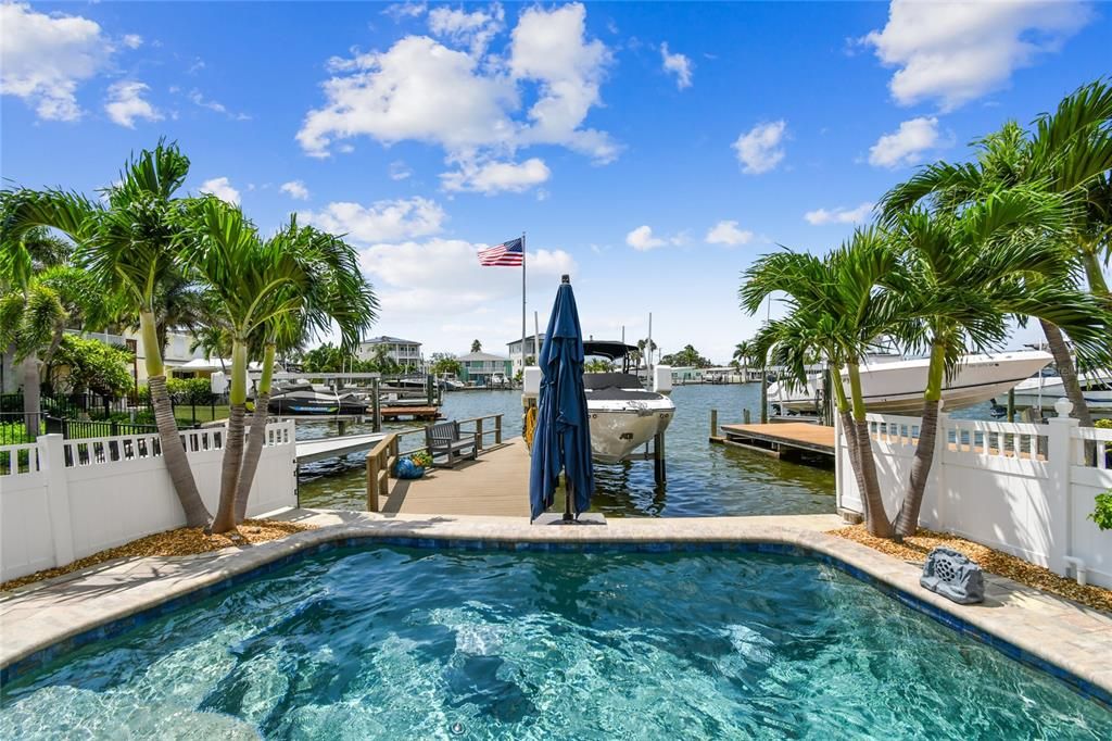 Exterior, Pool, Water