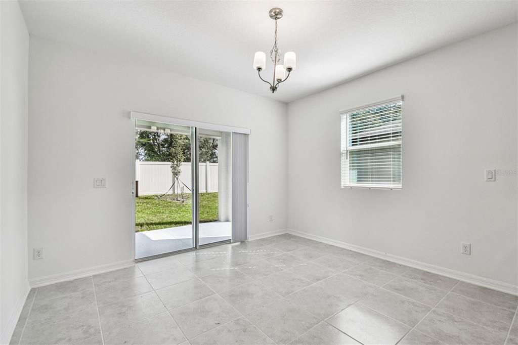 Chandelier, Empty room, Interior, Pendant Lights