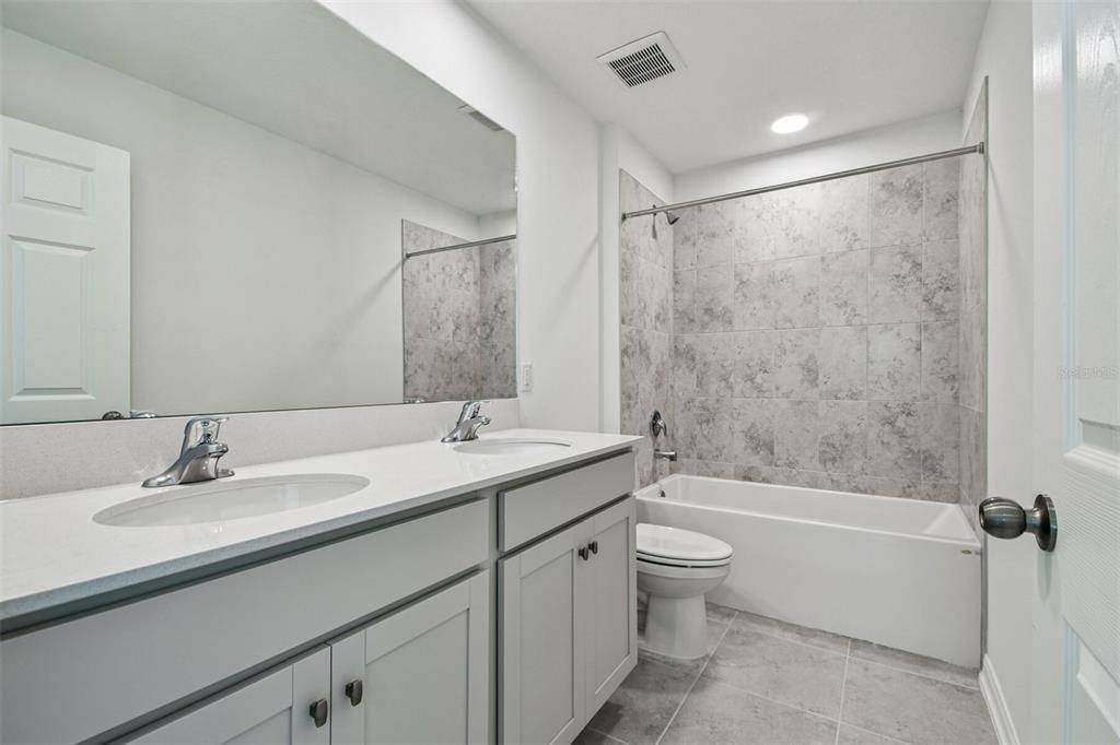 Bathroom, Dual Sink Vanities, Interior, Recessed Lighting
