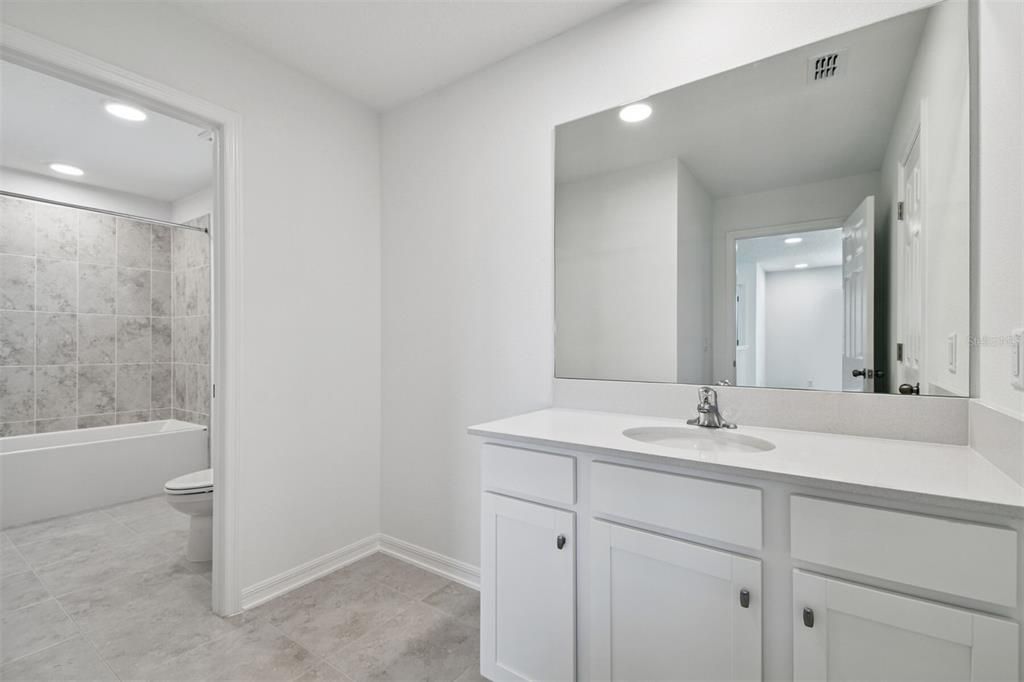Bathroom, Interior, Recessed Lighting