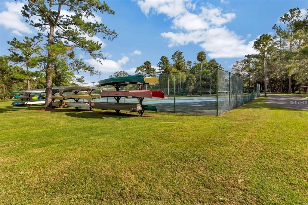 Exterior, Tennis Courts