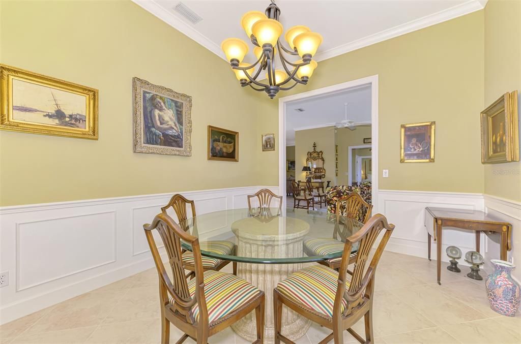Chandelier, Dining room, Interior