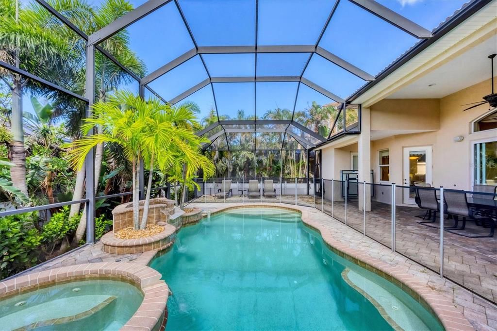 Glass Ceilings, Interior, Pool, Sun Room
