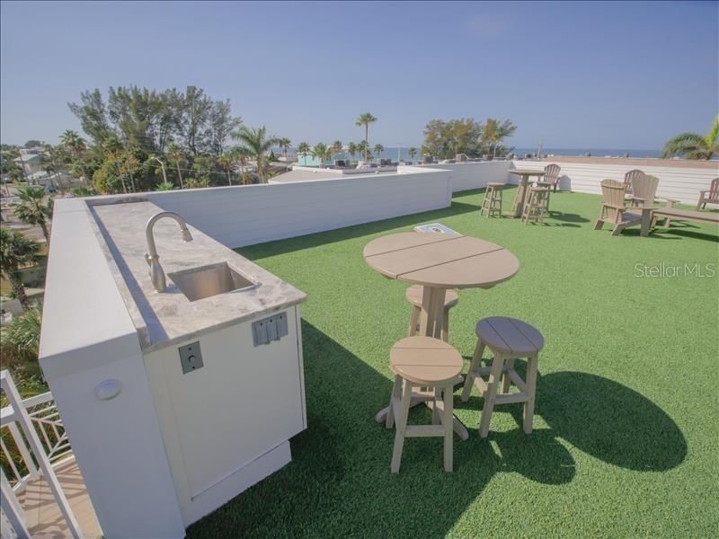 Backyard, Exterior, Water