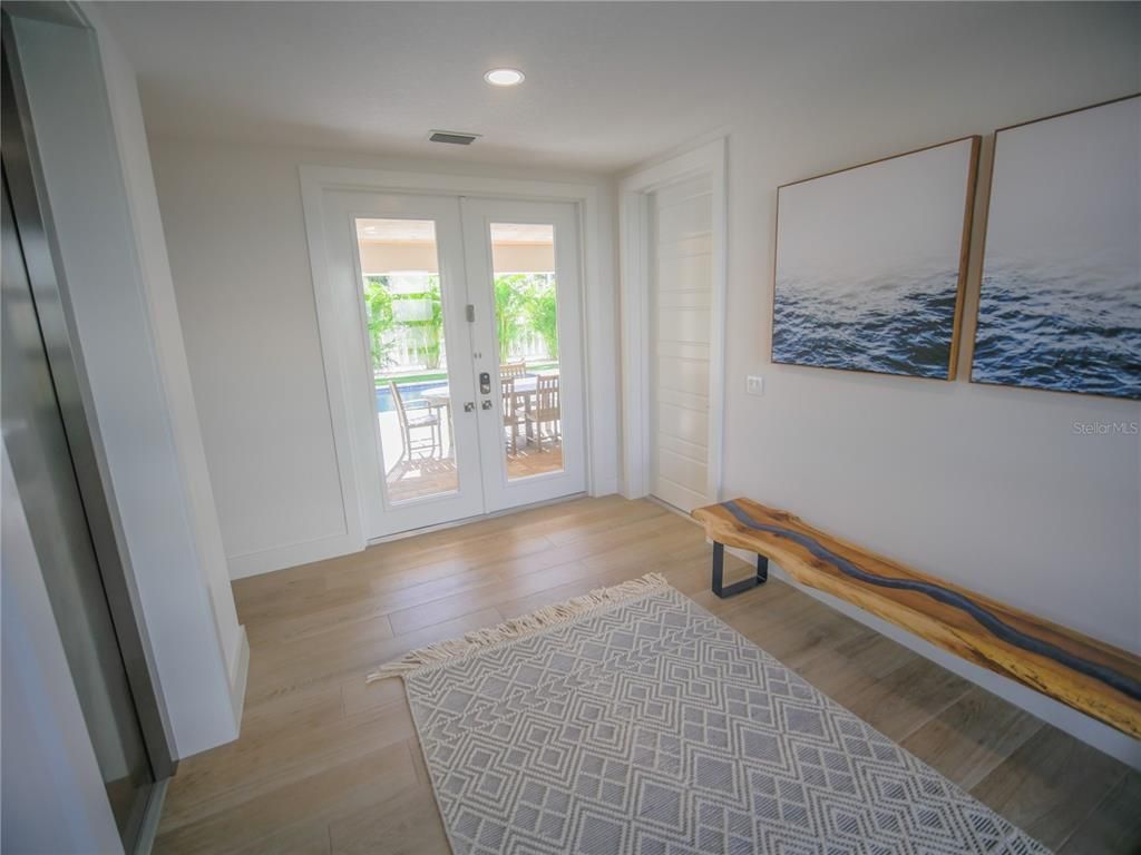 Interior, Recessed Lighting, Wood Texture Flooring