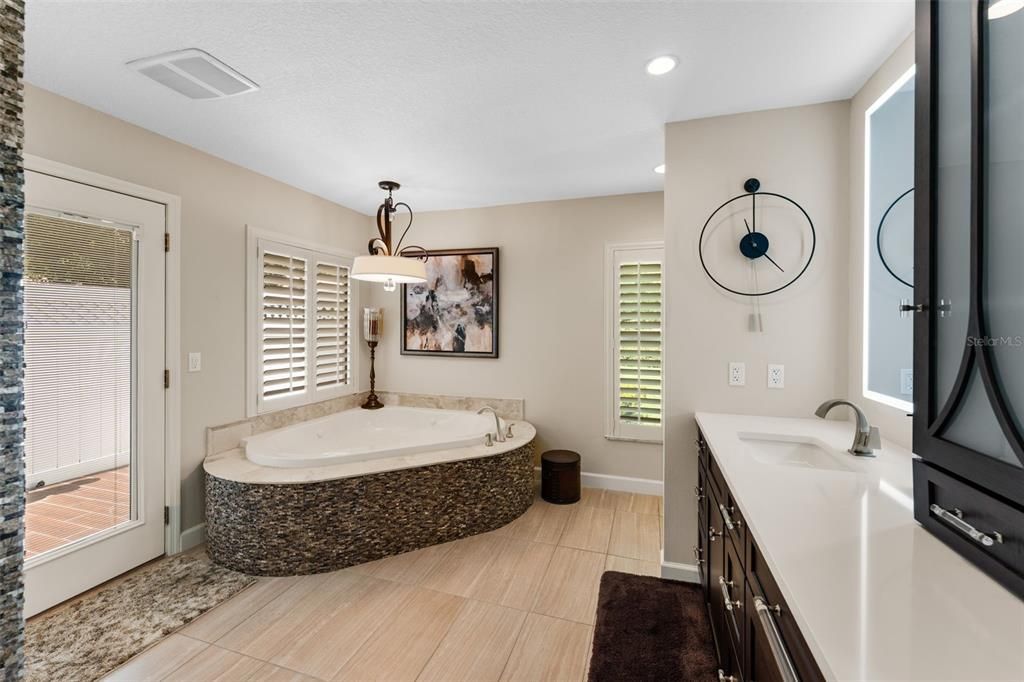 Bathroom, Dual Sink Vanities, Interior, Pendant Lights, Recessed Lighting