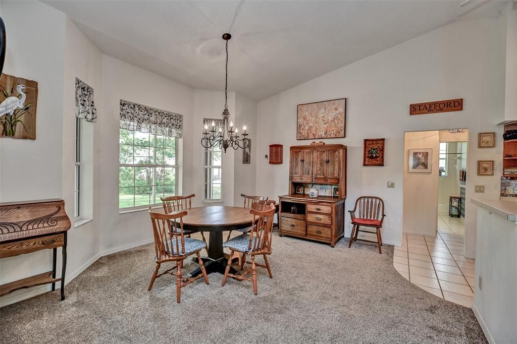 Chandelier, Dining room, Interior