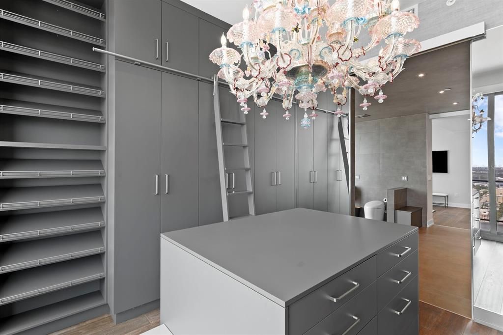 Chandelier, Interior, Recessed Lighting, Wood Texture Flooring