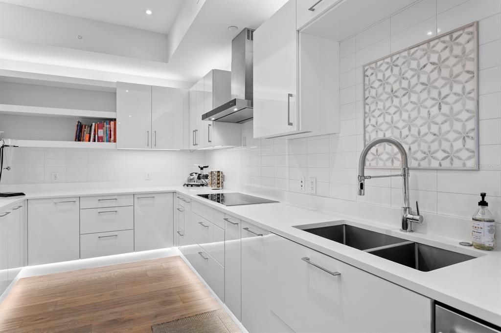 Interior, Kitchen, Recessed Lighting, Wood Texture Flooring