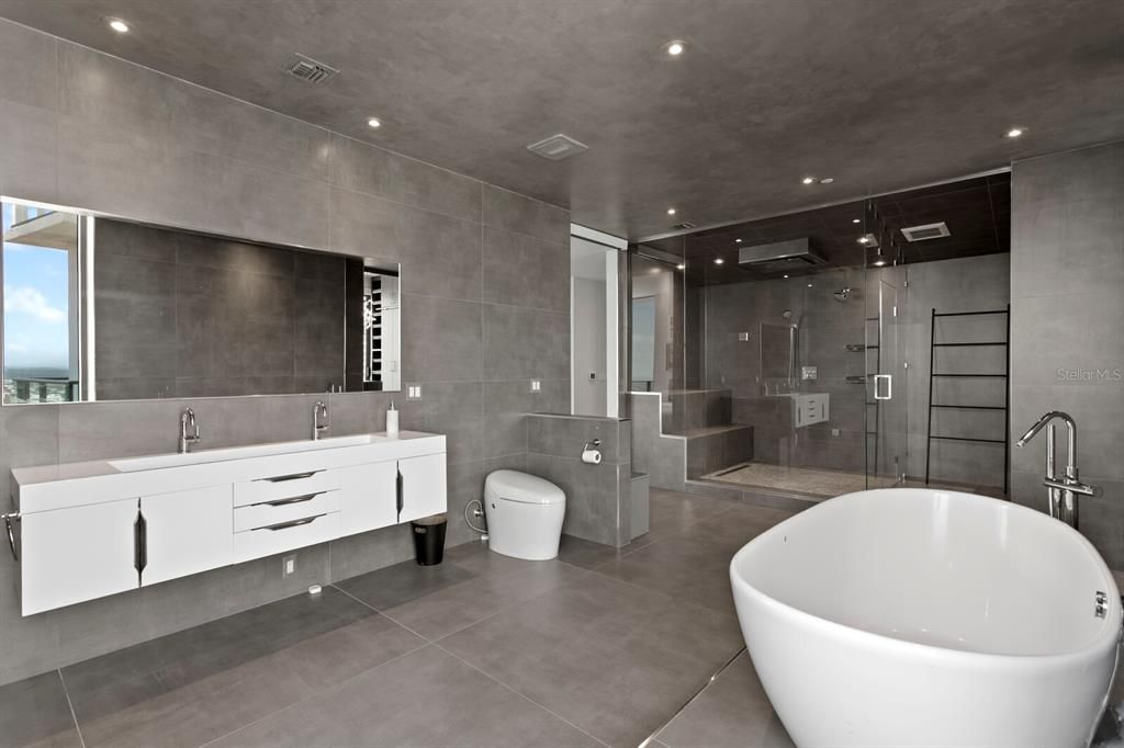 Bathroom, Dual Sink Vanities, Free Standing Baths, Glass Shower, Interior, Recessed Lighting
