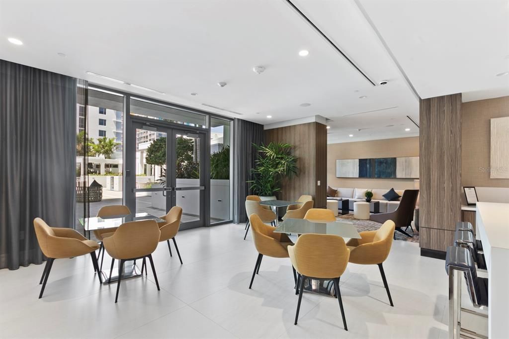 Dining room, Interior, Recessed Lighting